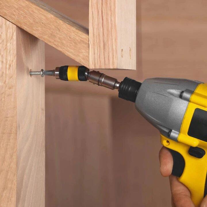 🛠️Hot Sale🛠️Magnetic Pivot Drill Bit Holder