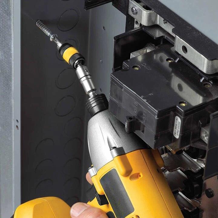 🛠️Hot Sale🛠️Magnetic Pivot Drill Bit Holder